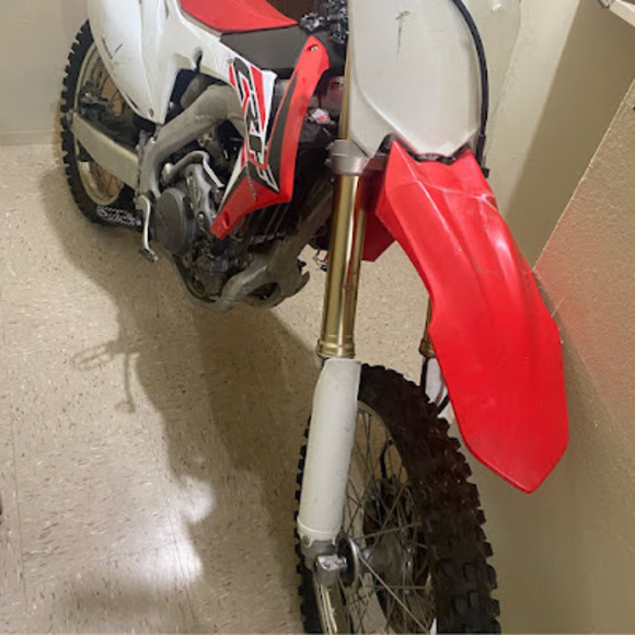 Meet your Posher, Yung - Picture 1 of 1